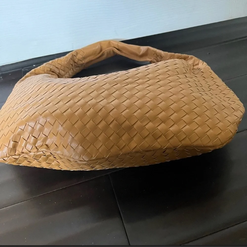 Nasty Gal Camel Vegan Leather Woven Zip Up Hobo Jodi style Bag - Picture 7 of 7